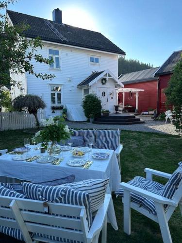 Hommelvik Villa | Exclusive 1920 century villa 10 min from AirPort