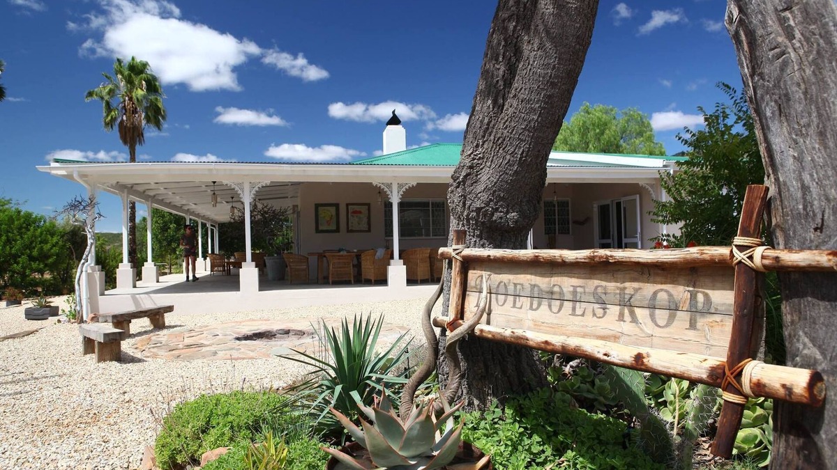 Jansenville Cabin | Exclusive 3600 hectares Wildlife & Nature Reserve with fully staffed 4* Lodge