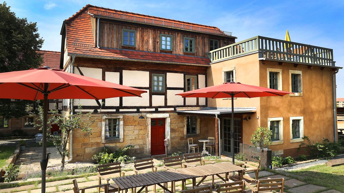 Graupa Other | Exclusive 4-star holiday home for 8-12 people on historic Dreiseithof