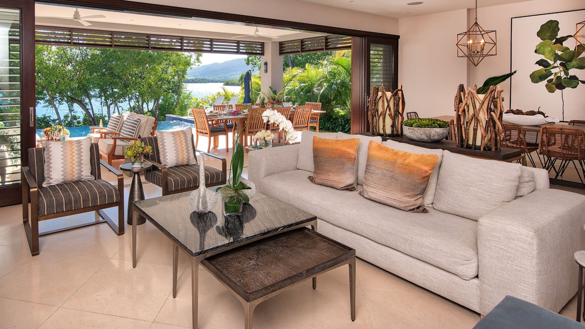 Montego Bay Villa | EXCLUSIVE 4BR DESIGNER WATERFRONT VILLA CHEF POOL BEACH ACCESS PICKLEBALL GYM