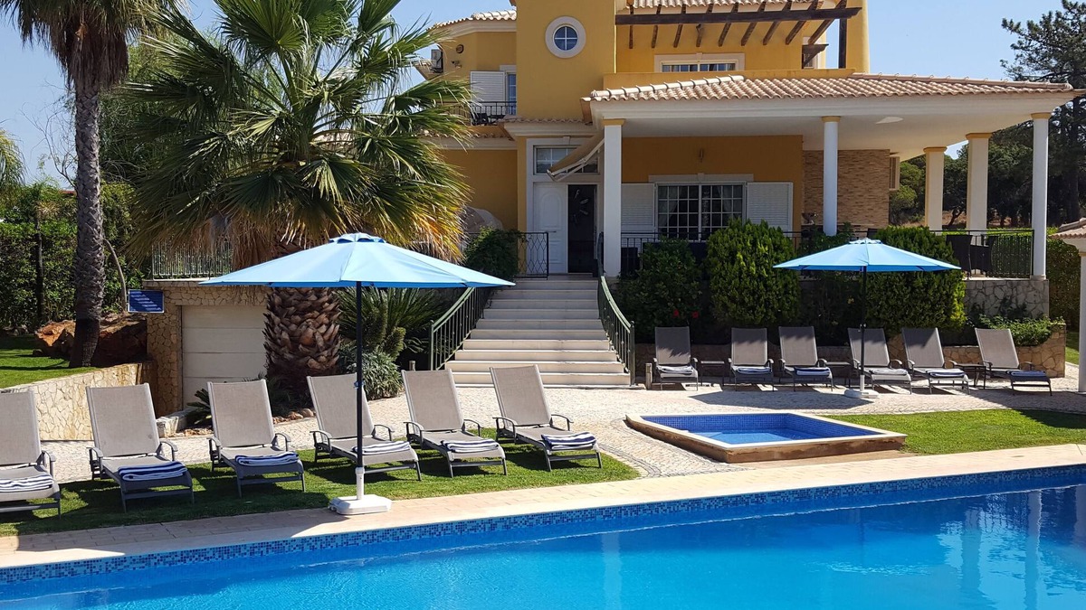 Figueiral Villa | Exclusive 6 bedroom Villa with Private pools, Games Room, Cinema, Gym and Sauna
