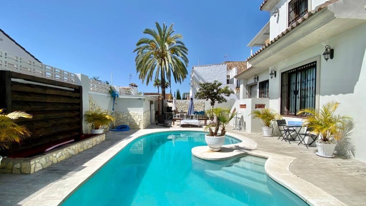 Urbanizacion Costabella Apartment | EXCLUSIVE AND SELECT. AT 500M THE BEST BEACHES. SWIMMING POOL AND PRIVATE COMMON AREAS