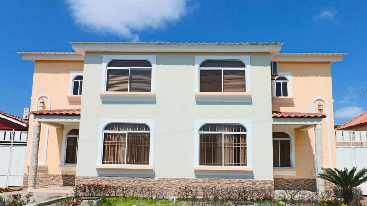 Parroquia Tarqui House | Exclusive and Unique House of its Kind in Sariland Urbanization