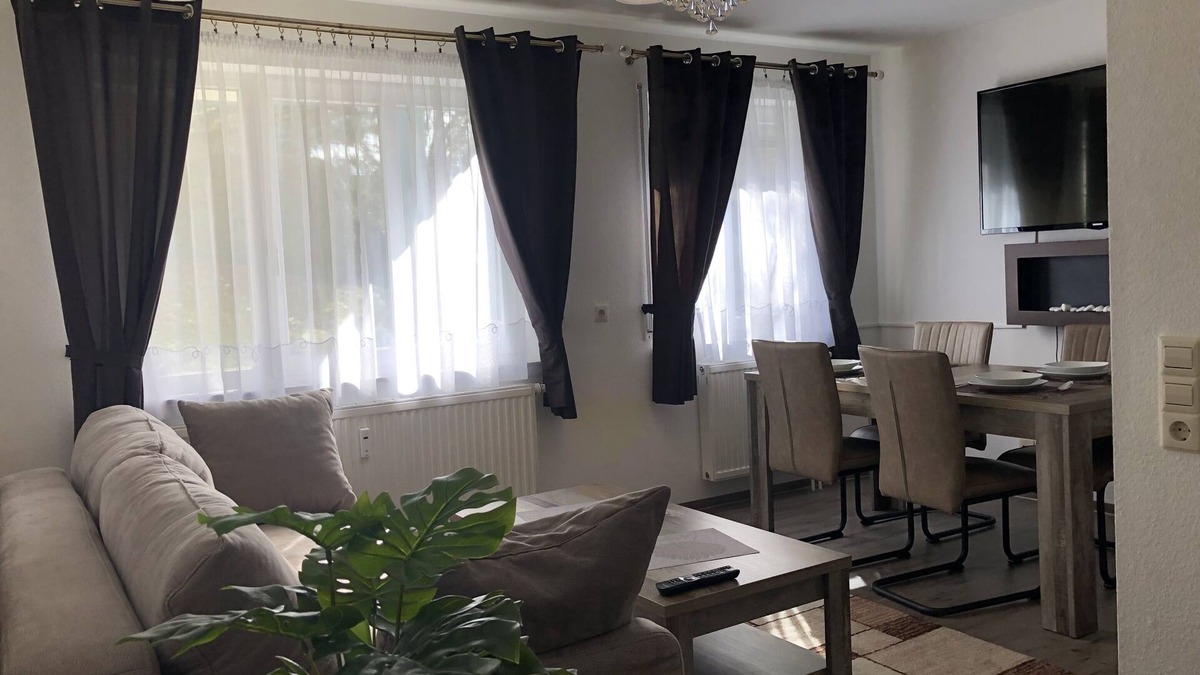Ueberlingen Apartment | Exclusive-Apartment-Garden view-Private Bathroom
