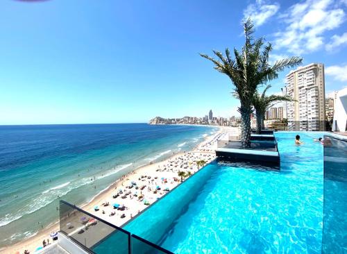 Benidorm Apartment | Exclusive Apartments on the first line of Benidorm Mar y Sol