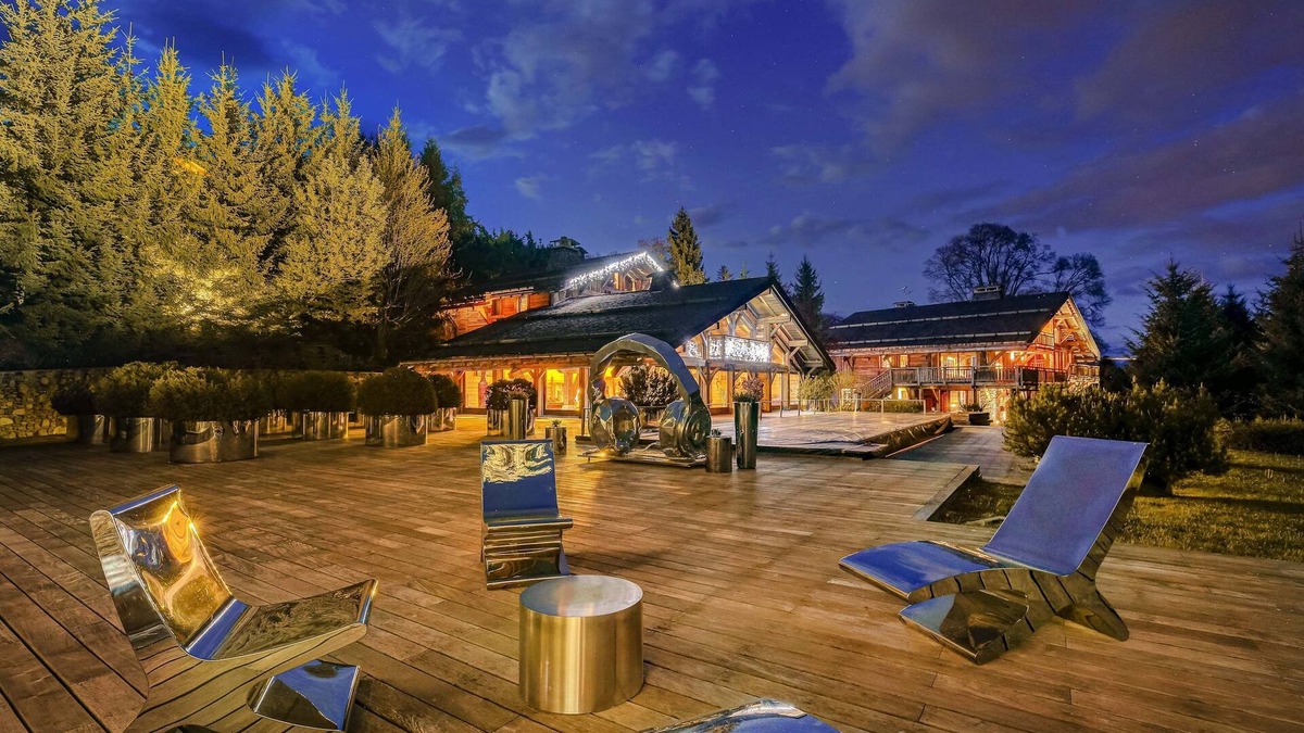 Demi-Quartier Ski Chalet | Exclusive Chalet Demi-Quartier · Mont Blanc View