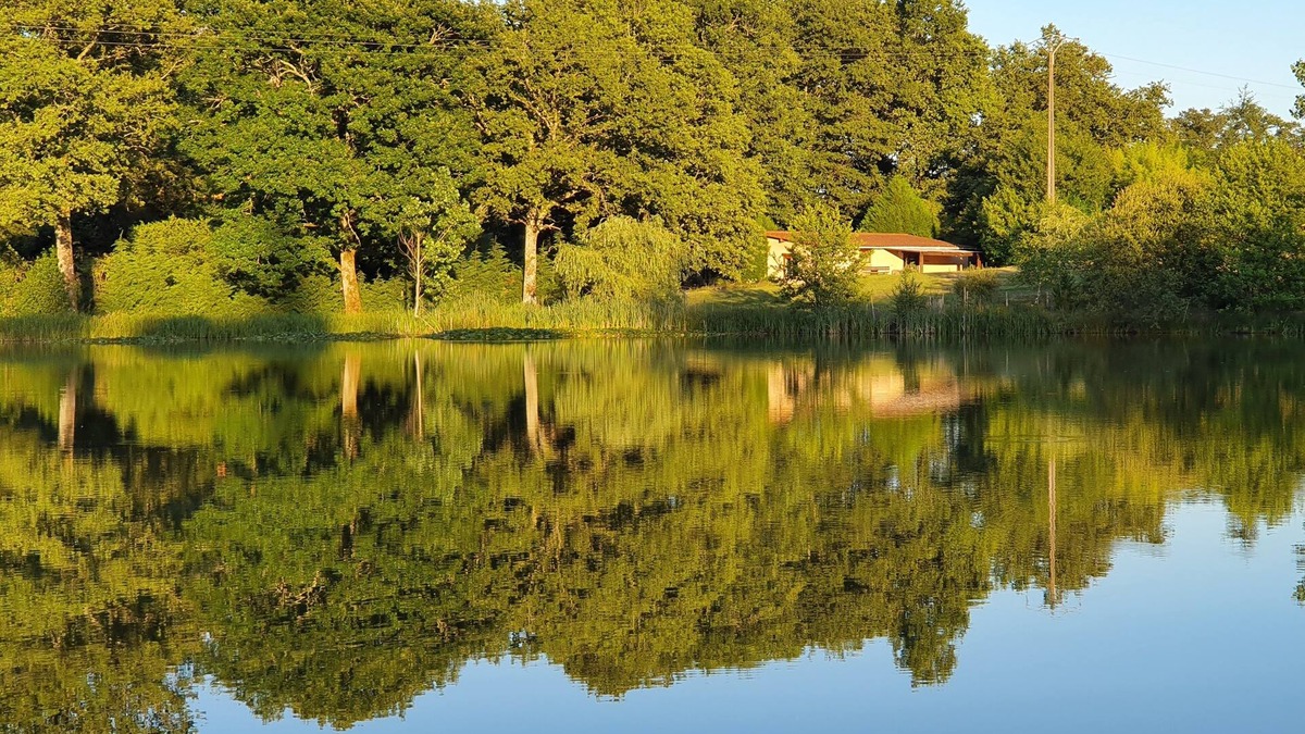 Montrollet House | Exclusive countryside retreat with private lake