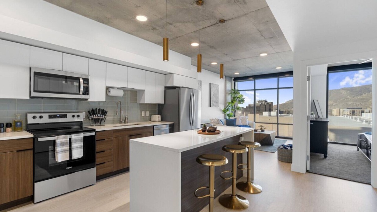 Rio Grande Apartment | Exclusive Dwntwn Retreat-Salt Palace & DeltaCenter