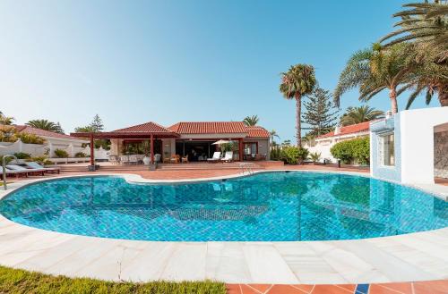 Campo Internacional Maspalomas Ski Chalet | Exclusive Home Maspalomas