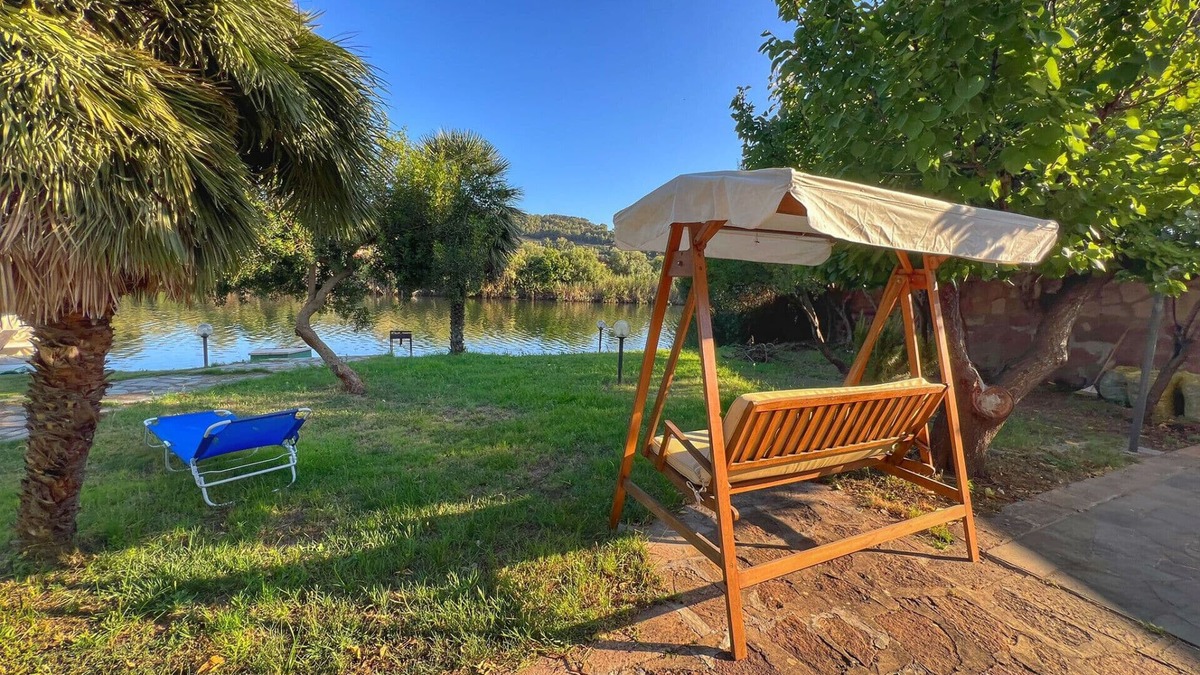 Bosa Apartment | Exclusive house on the River in the center of Bosa - Private Garden and Parking