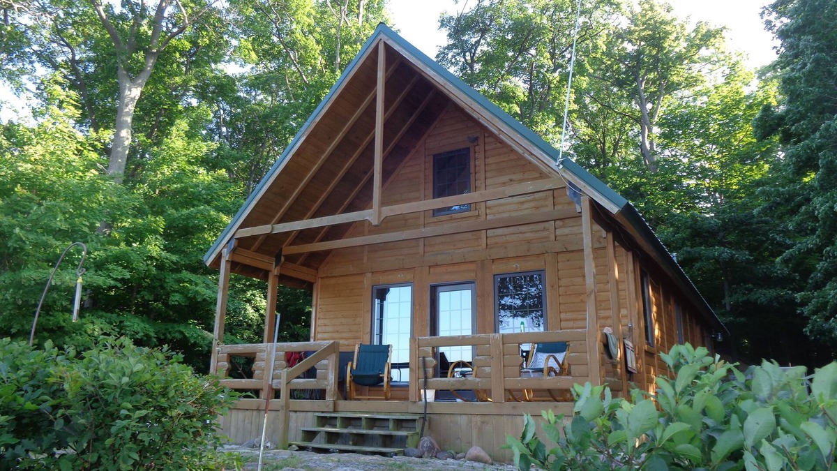 Au Gres Cottage | Exclusive Island Getaway for Boat Owners ~ An Outstanding Secluded Experience ~