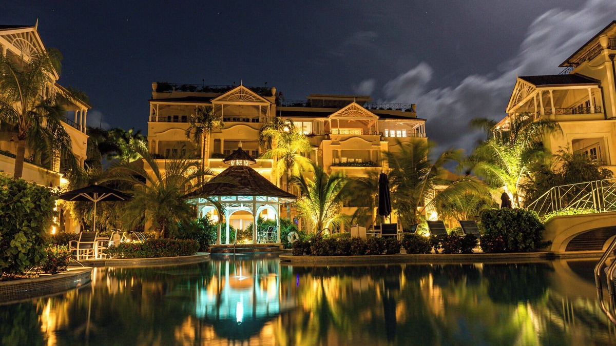 Speightstown Apartment | Exclusive one bedroom apartment, a few steps from the Caribbean Sea