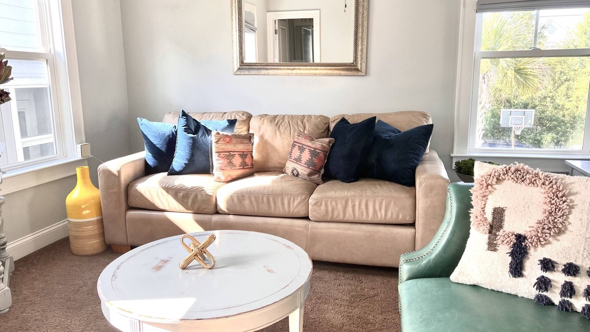 Charleston House | Exclusive, safe, quiet island living Charleston!