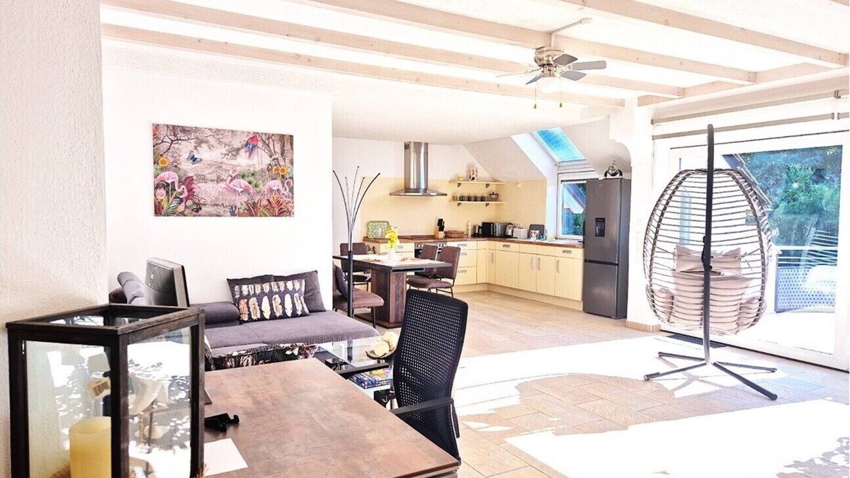 Stockstadt am Main Apartment | Exclusive stylish cozy family friendly apartment. Apartment 110sqm, close to the city, close to the forest, office