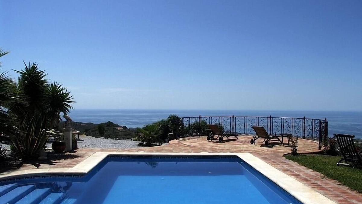 Algarrobo House | exclusive villa in Andalucia, ca. 220m², 5 bedrooms, 4 bathrooms, pool