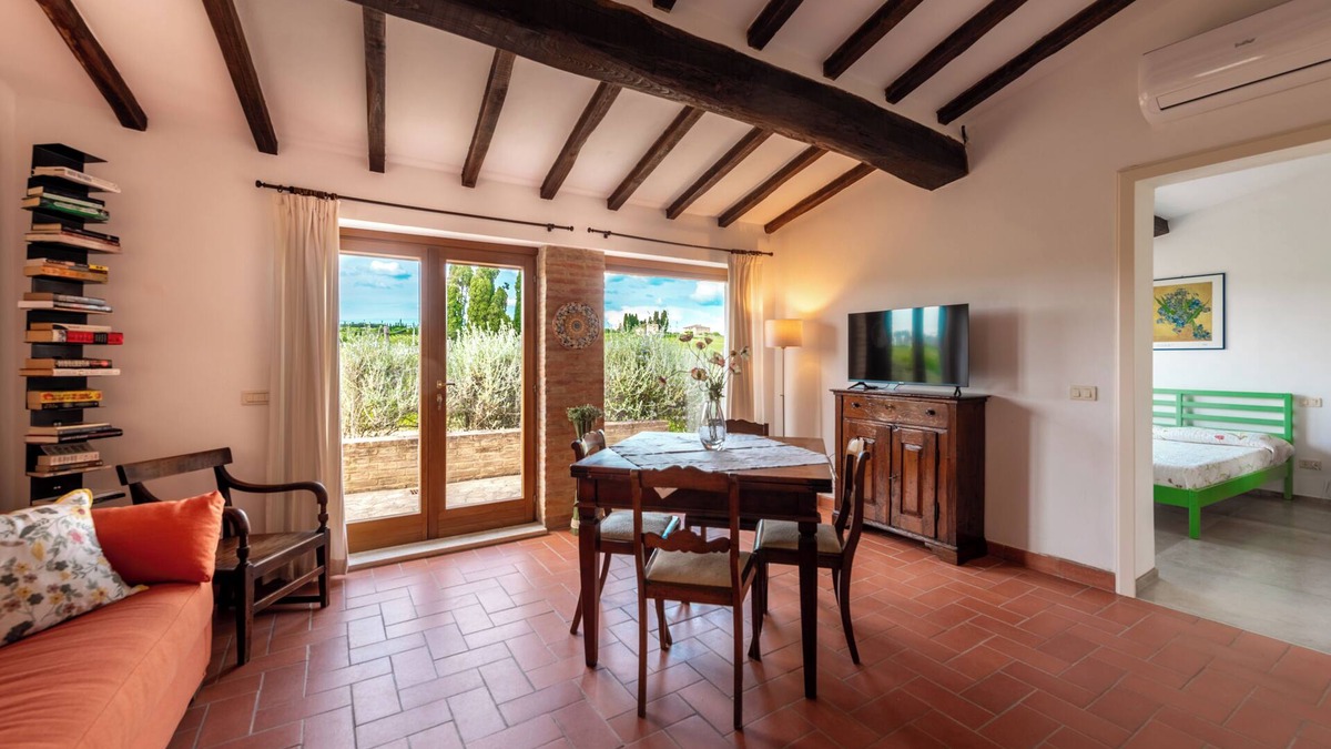Ponte di Gabbiano Villa | Exclusive Villa in Vineyard W Pool, And Siena View