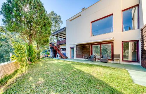 New Golden Mile Villa | Exclusive Villa Resort