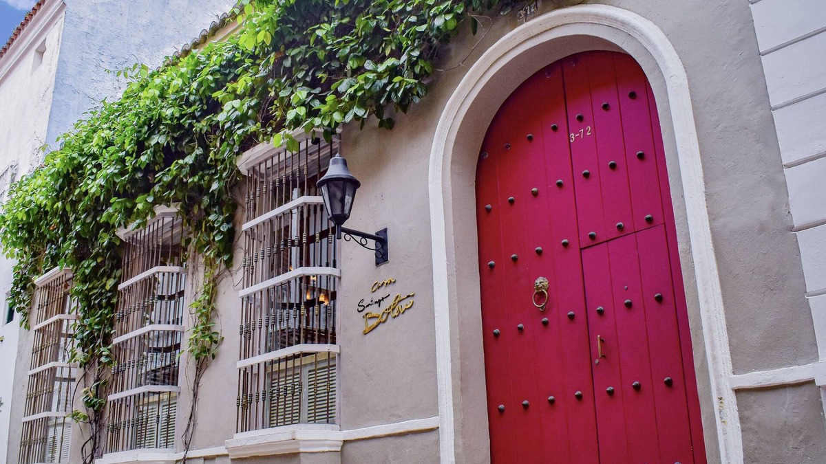 Narino Villa | Exclusive villa where art and luxury meet to live the magic of Cartagena.