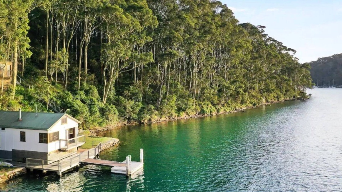 Sydney House | Exclusive Waterside Boathouse w/ Uninterrupted Views