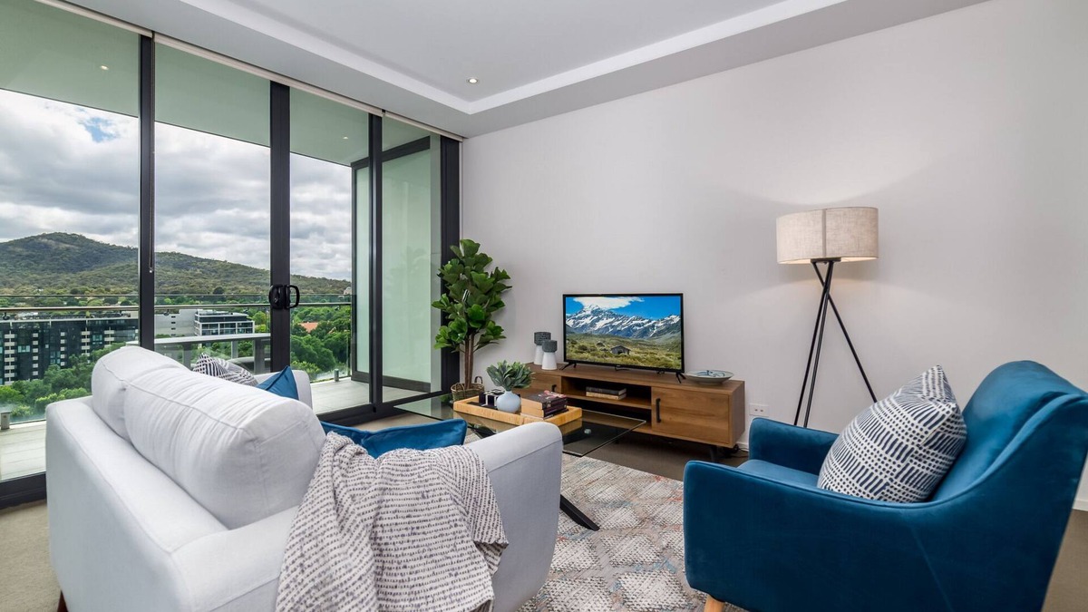 City East Apartment | Executive Balcony Apartment in Central Canberra