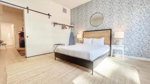 East Village Apartment | Executive Escape In Downtown San Diego