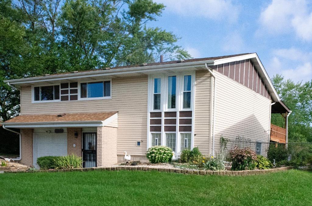 Hazel Crest Villa | Executive Family Home in quiet Culdesac