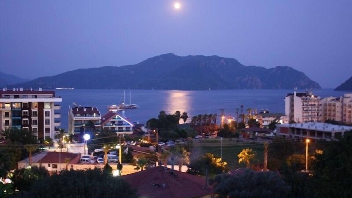 Marmaris City Center Apartment | Executive Furnished Apartment Flat
