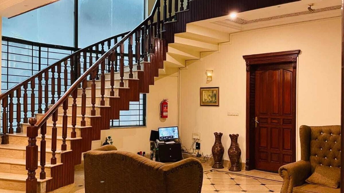 F-7 Sector Hotel | Executive Galaxy House Islamabad