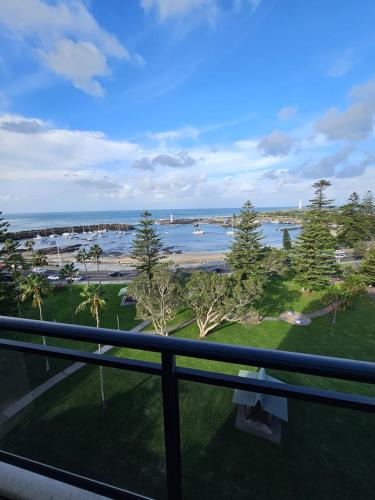 Wollongong Apartment | Executive Penthouse Apartment