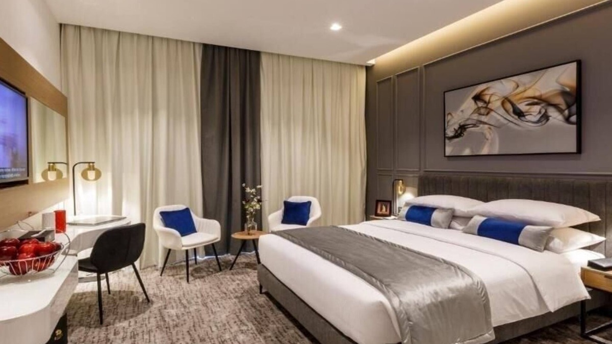 Al Satwa Apartment | Executive Room Near Dwtc Downtown By E R