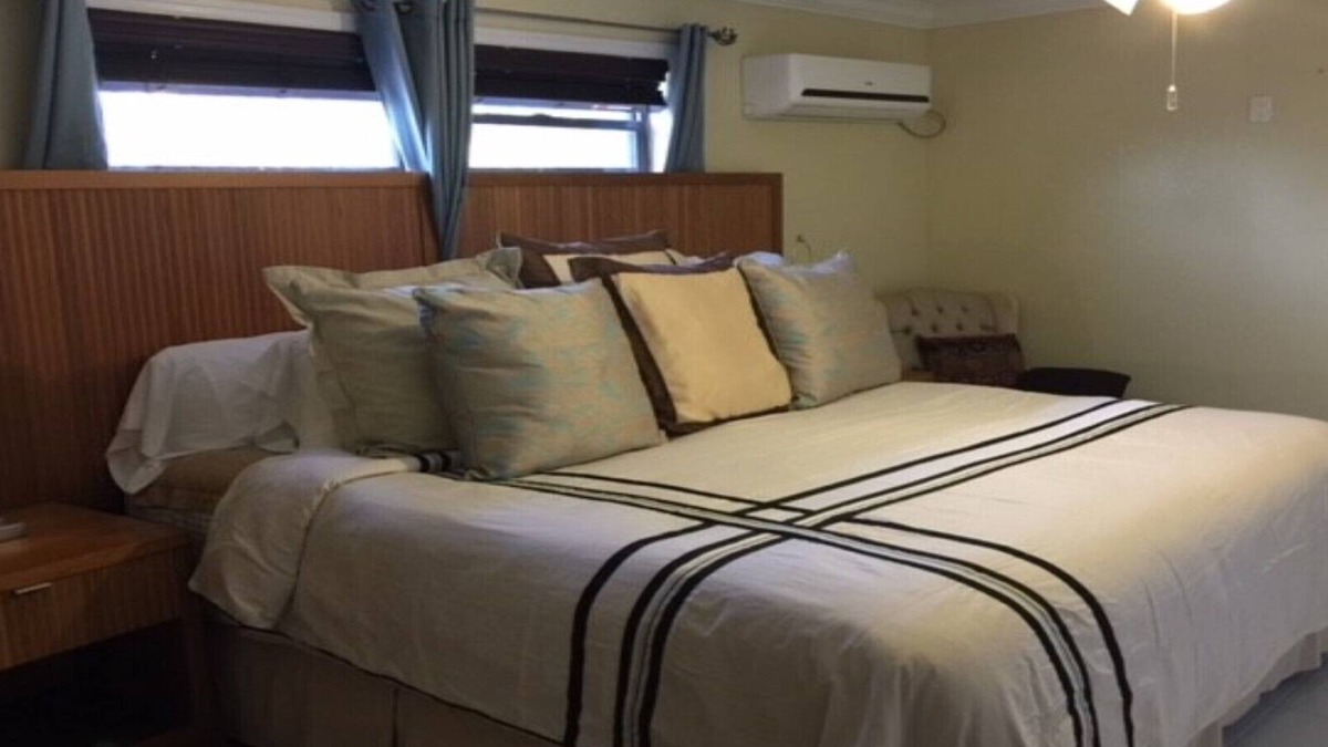 Bahamas Terrace Condo | Executive Suite in Freeport.