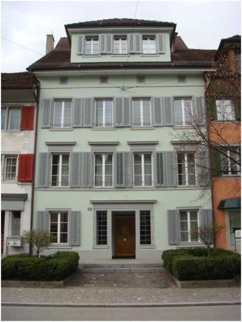 Zug Apartment | Executive suite in Zug Old Town Triplex