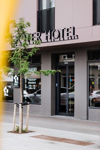 Downtown Hotel | Exeter Hotel