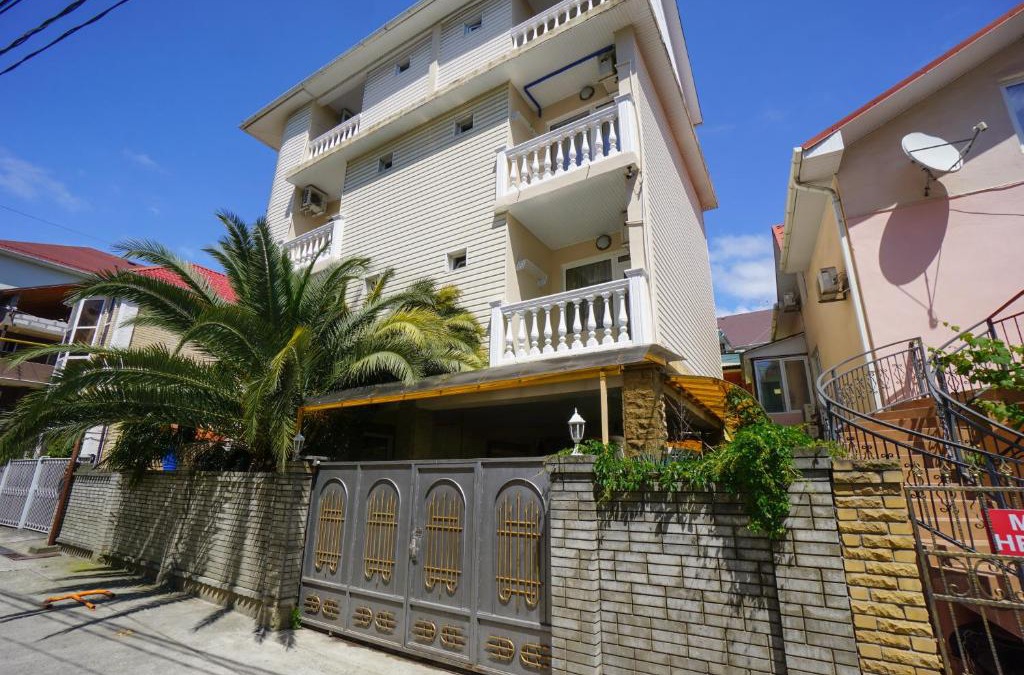 Golubye Dali Hotel | Exotic Guest House