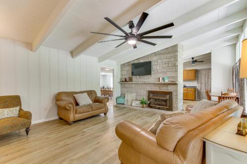 Florence House | Expansive Florence Home about 6 Mi to Downtown!
