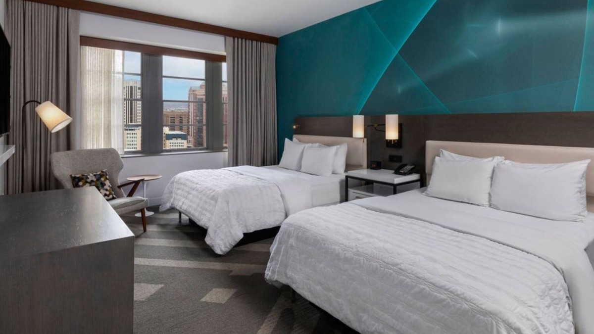 Downtown Houston Hotel | Experience Downtown Houston in Style! 3 Family-friendly Units, Pets are Welcome!