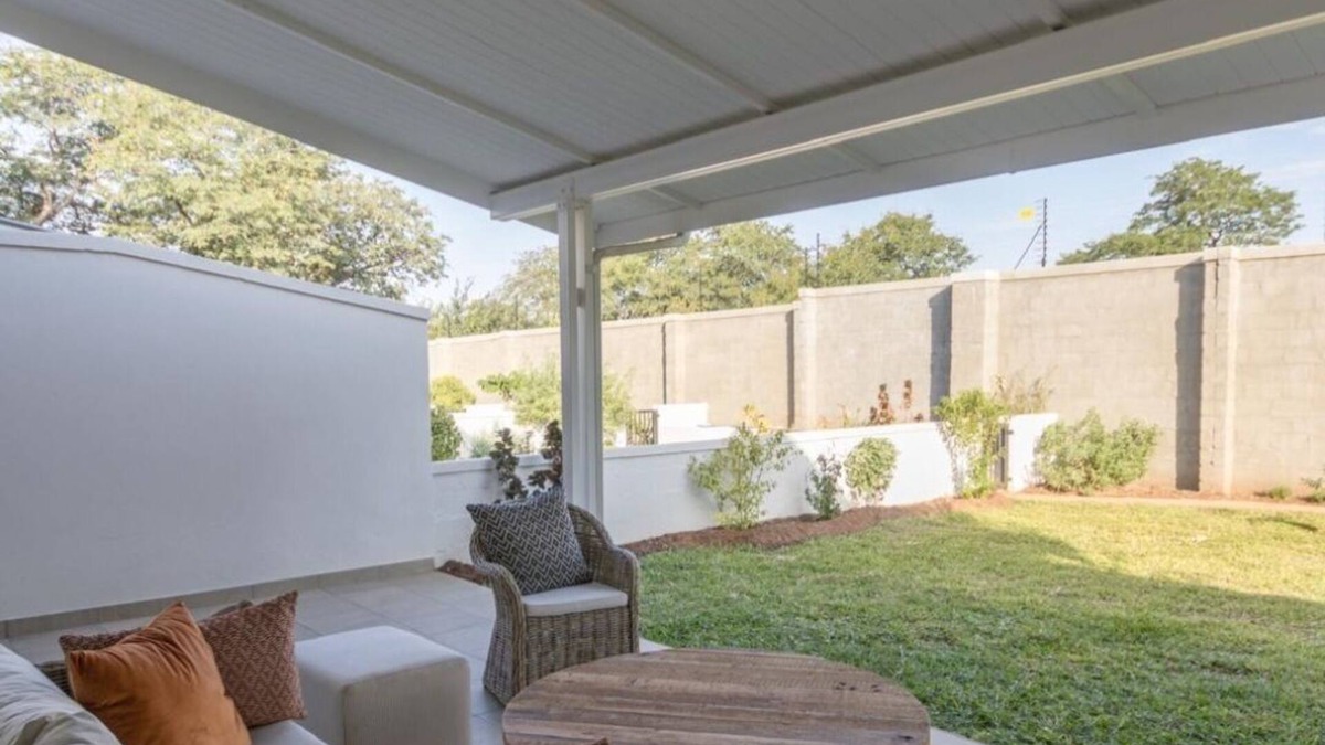 Victoria Falls Apartment | Experience elegance and a comfortable stay in our 3bedrooms apartment.