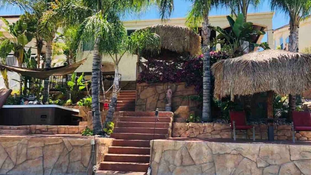 Canyon Lake House | Experience lake-front living in beautiful Canyon Lake. Welcome to paradise!