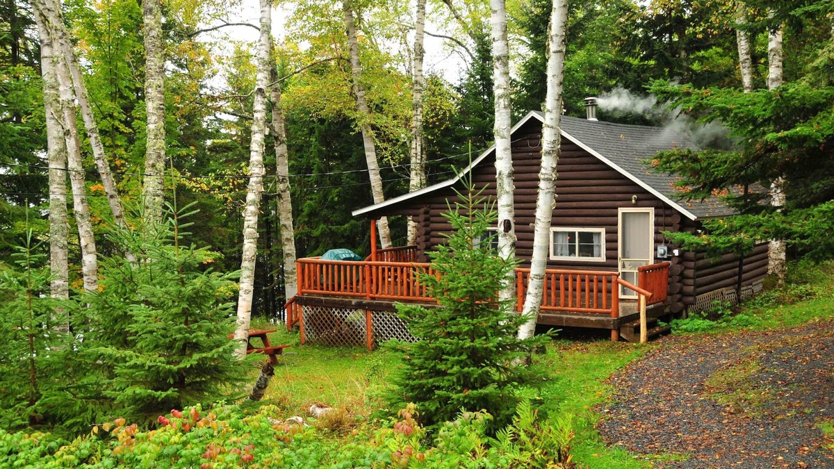 Rangeley Cabin | Experience Log Cabin Living on the Shores of Rangeley Lake