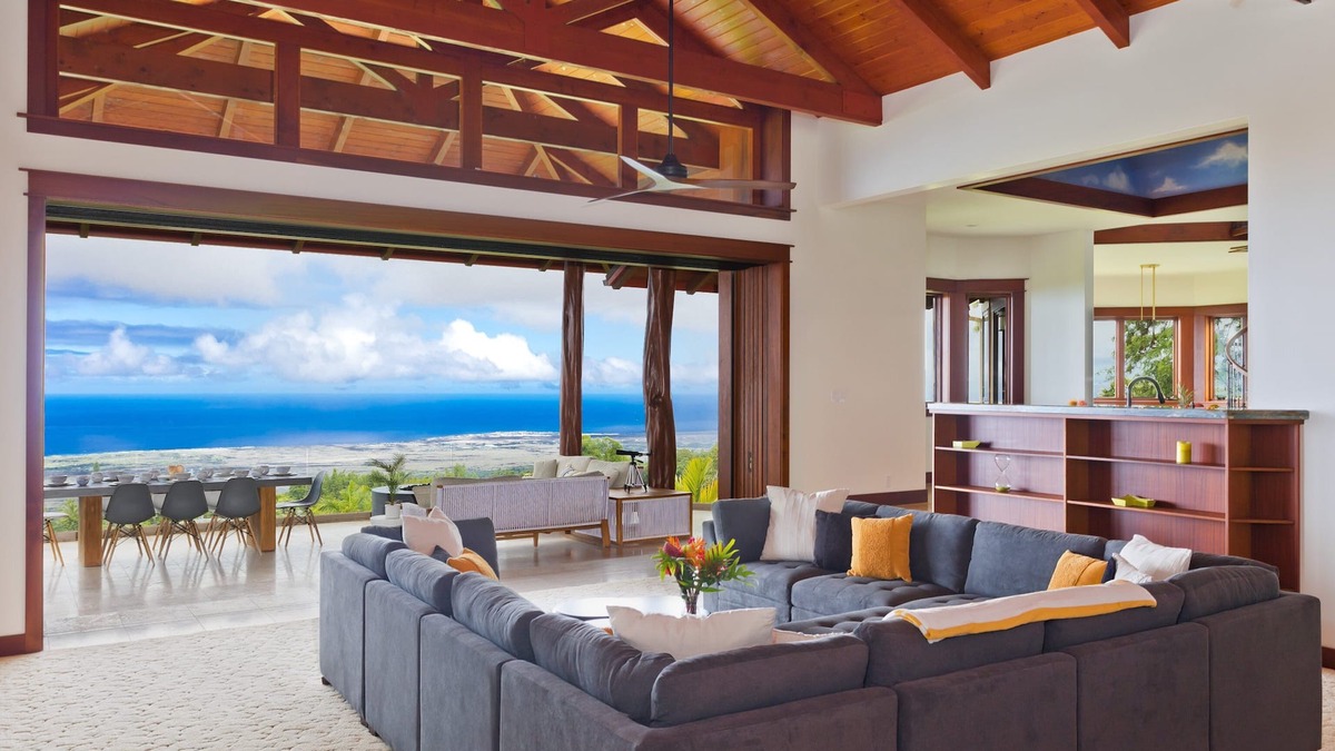 Historic Kailua Village House | Experience luxury at Hale Ola