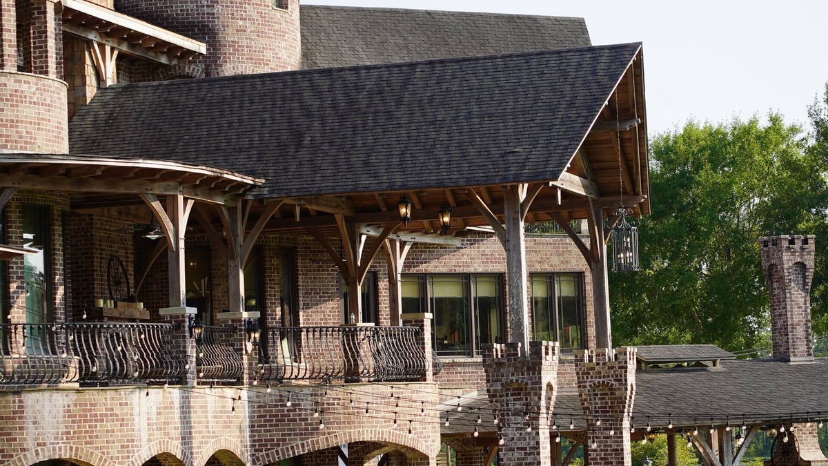 Poplarville Other | Experience Luxury at a Secluded 10BR Castle: Lakes, Beach, Luxury! Pet Friendly