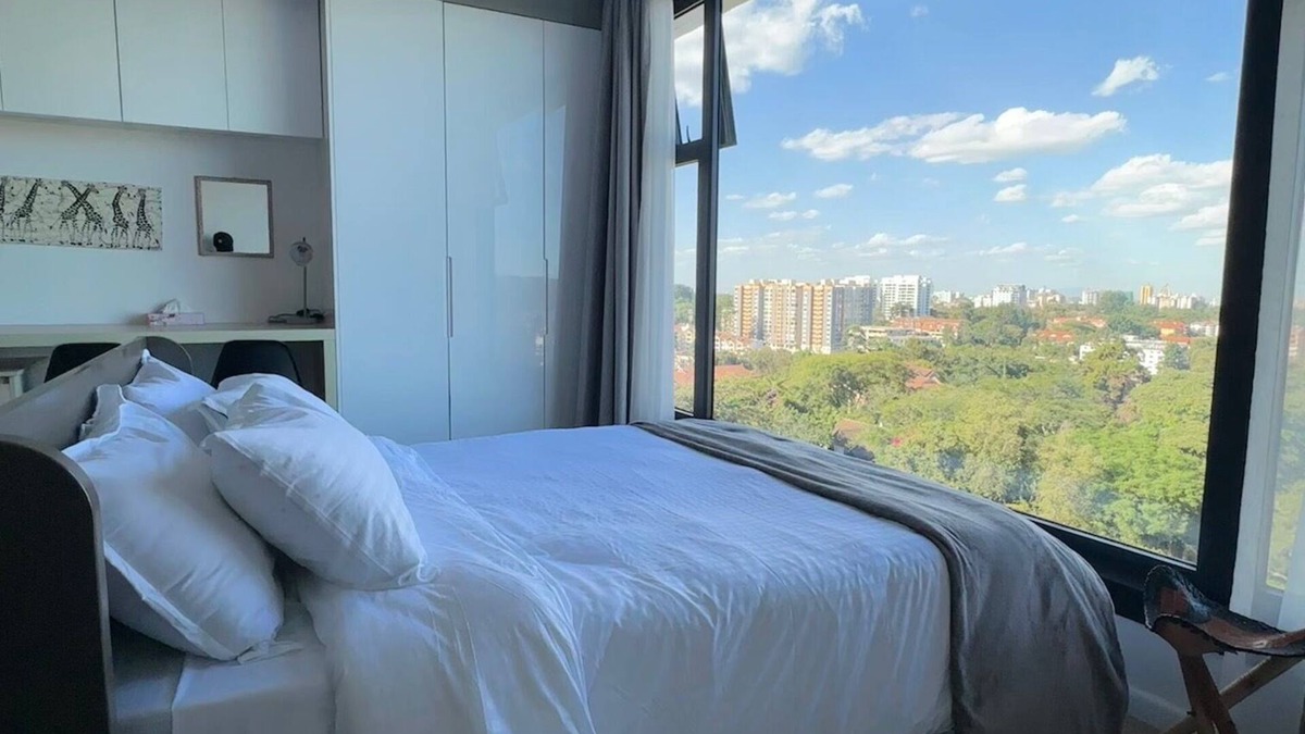 Kilimani House | Experience Nairobi's Beauty: Spacious Studio with Spectacular Views