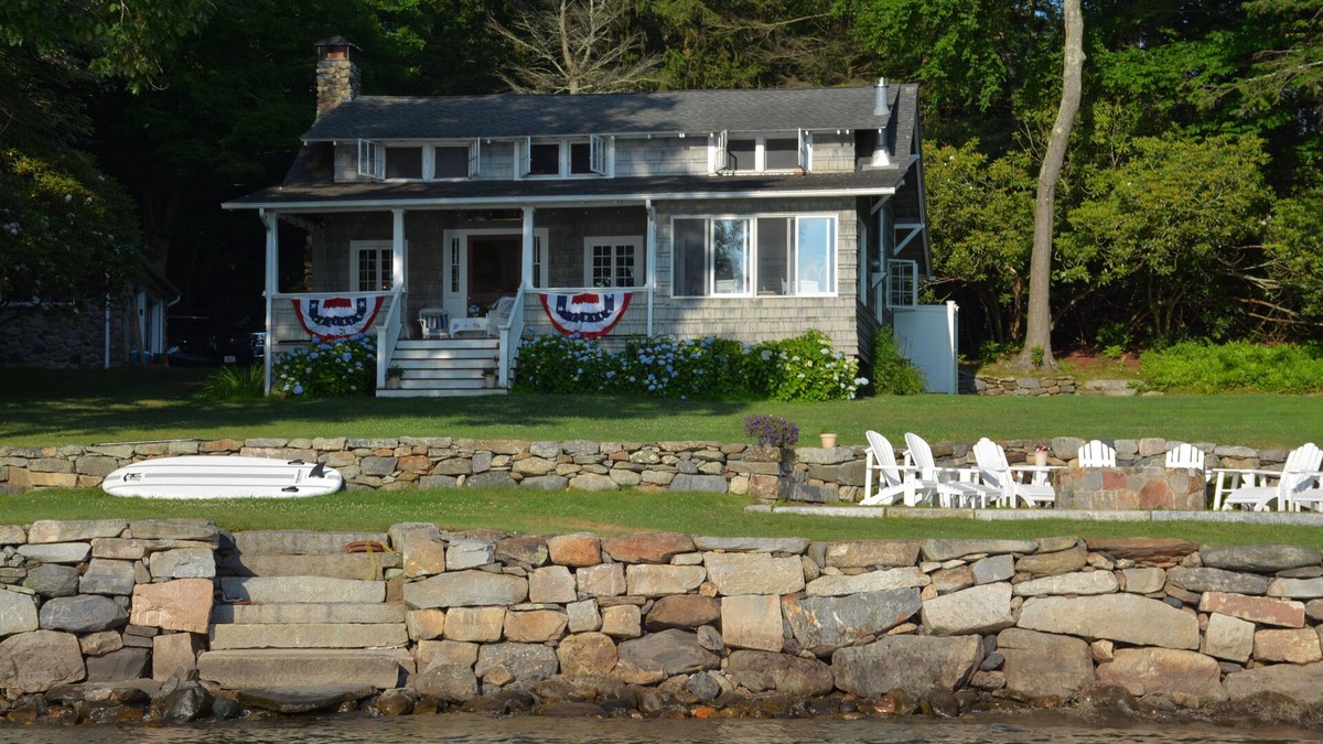 Morris Cottage | Experience Perch Rocks! A Unique Private Waterfront Cottage on Bantam Lake