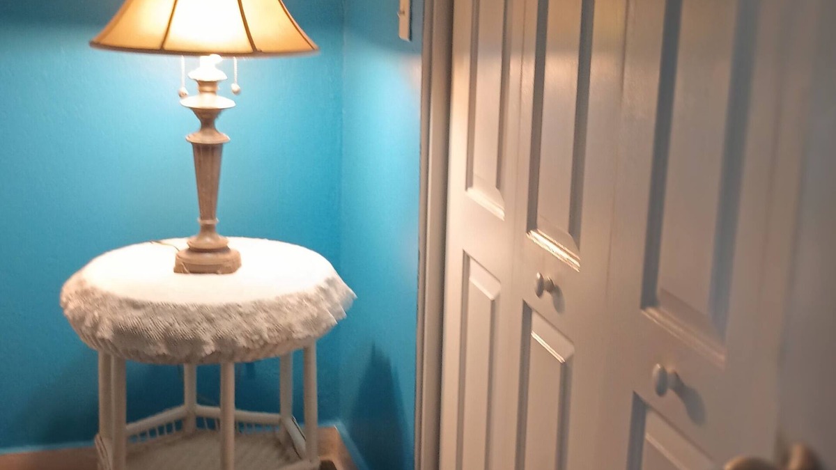 Harbor Oaks Cottage | Experience racing fun! One-bedroom cottage near Daytona Speedway 15 min