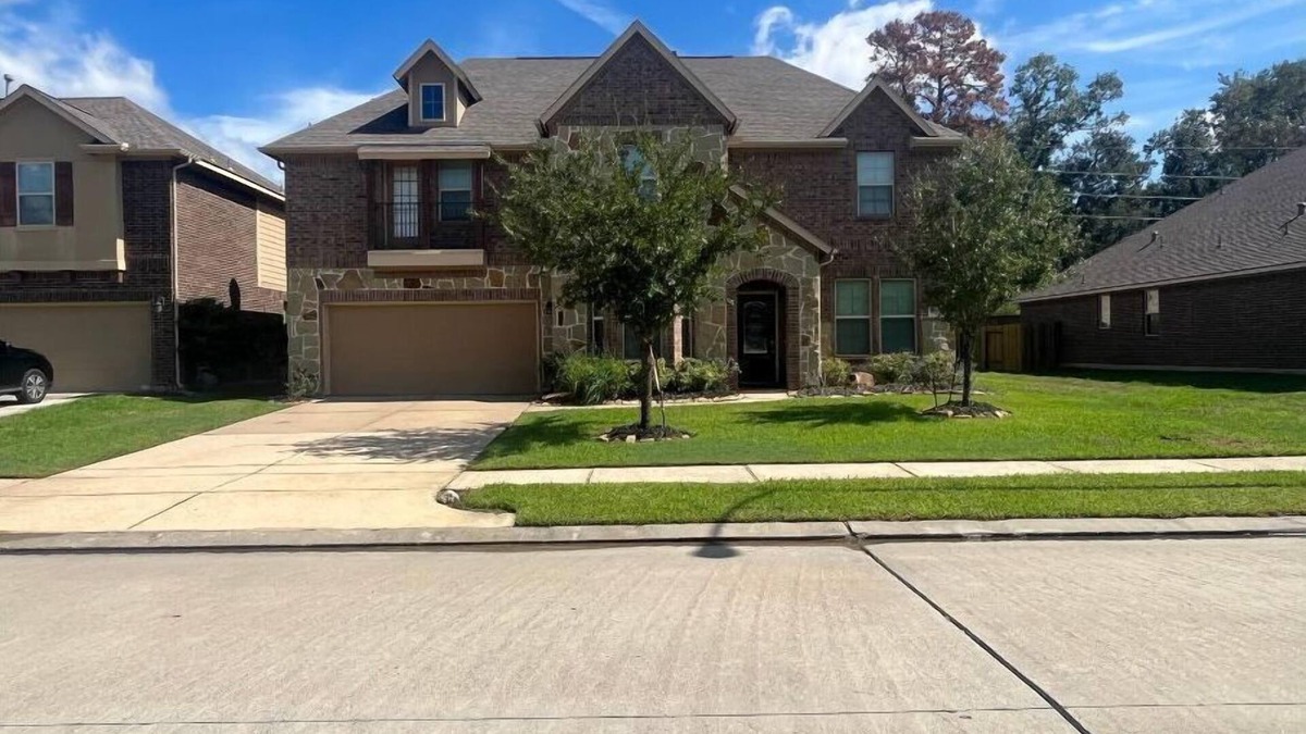 Willow House | Experience relaxation and comfort with your family at this spacious rental!