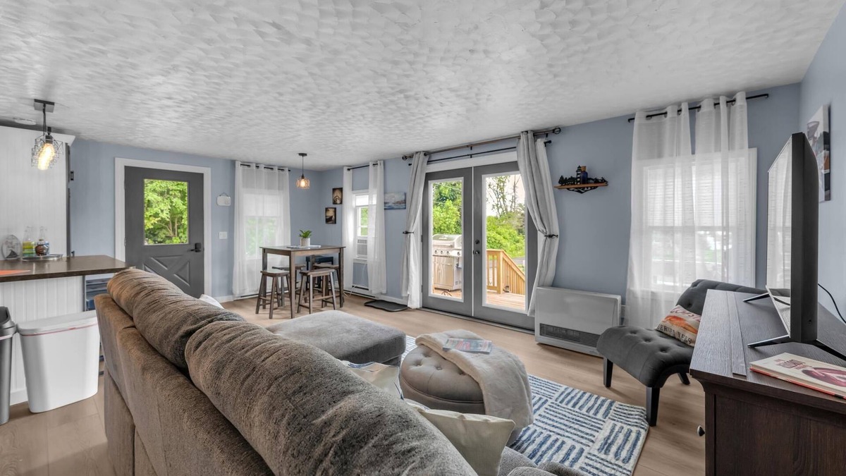 Belfast House | Experience the beauty of Belfast, Maine with a stunning ocean view!