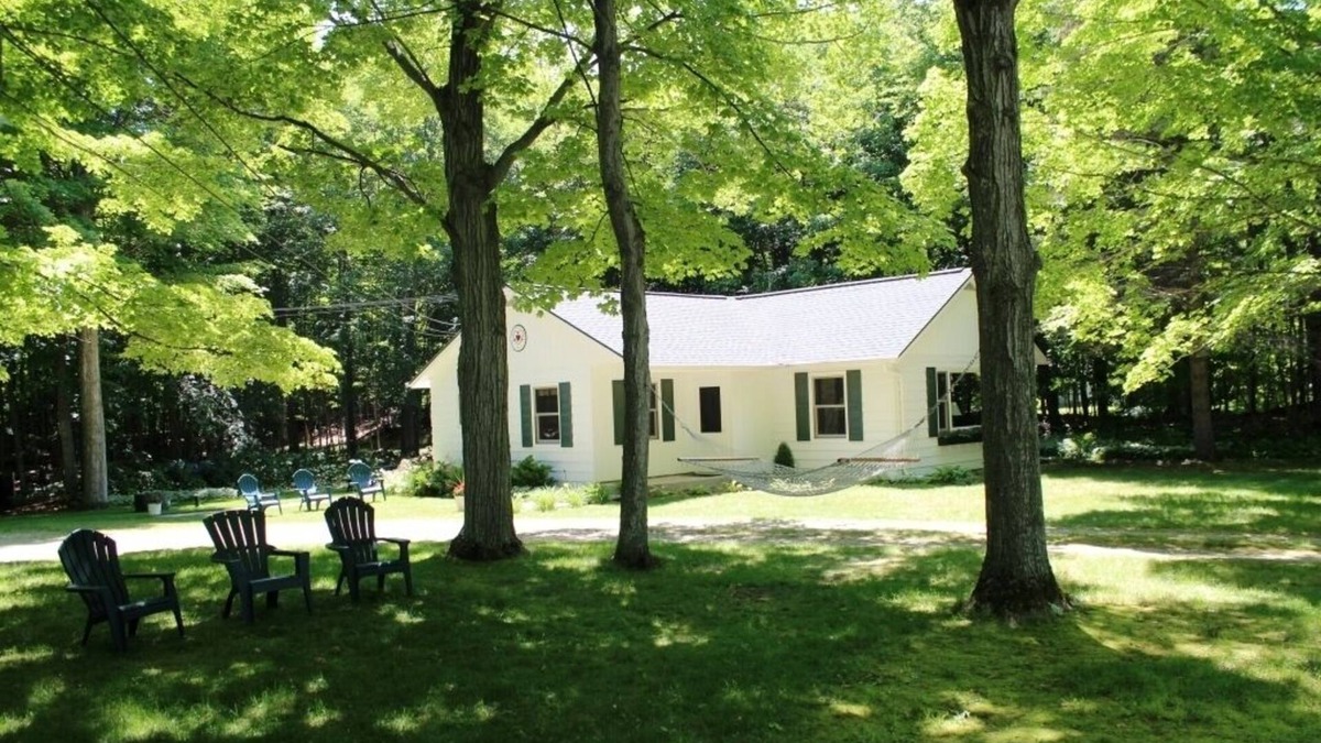 Ephraim Cottage | Experience True Door County Charm!