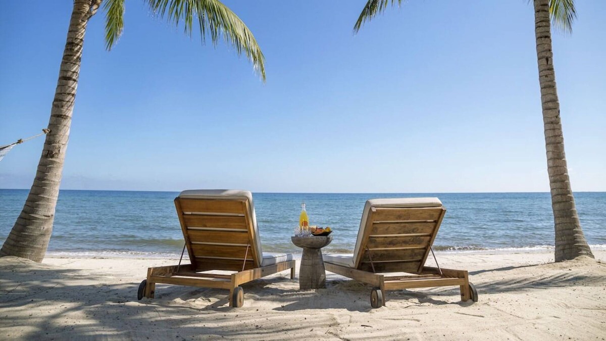 Plantation House | Explore Archaeological Sites! 3 Spacious Units, Outdoor Pool, Beachfront