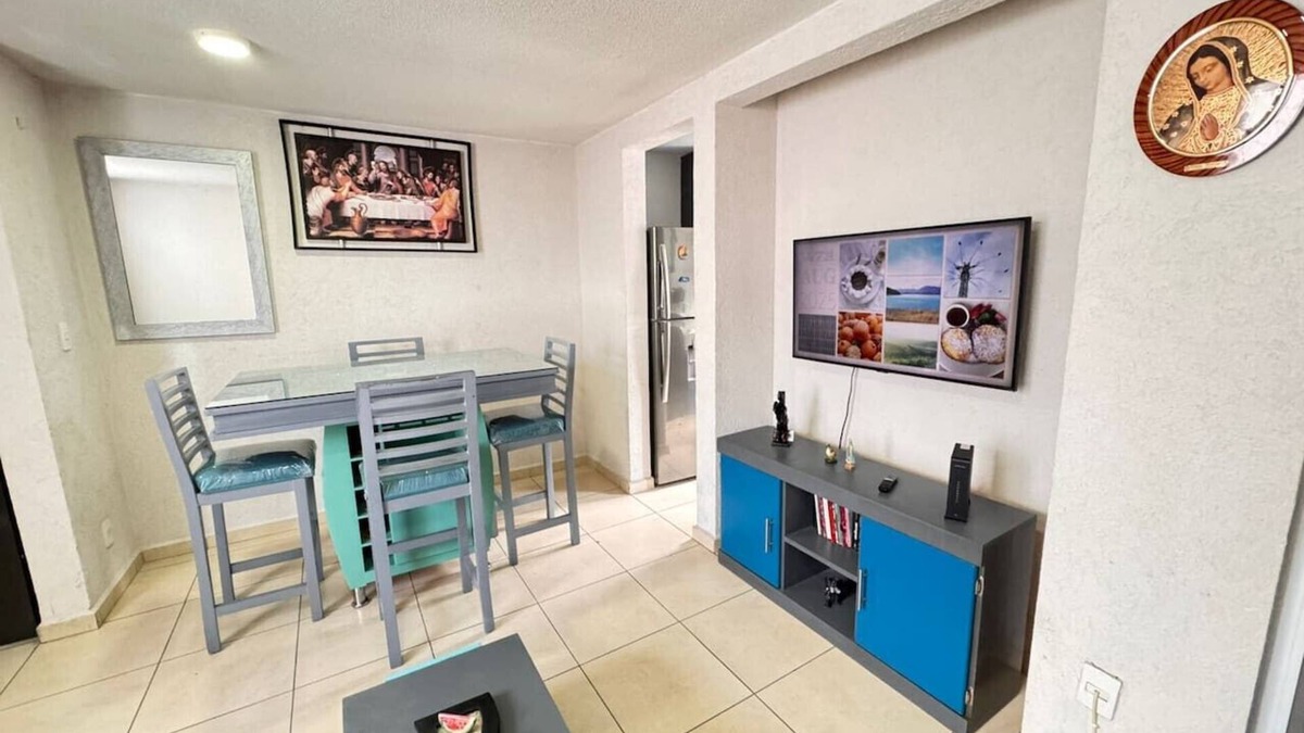 Guerrero Condo | Explore CDMX: subway and culture at your fingertips