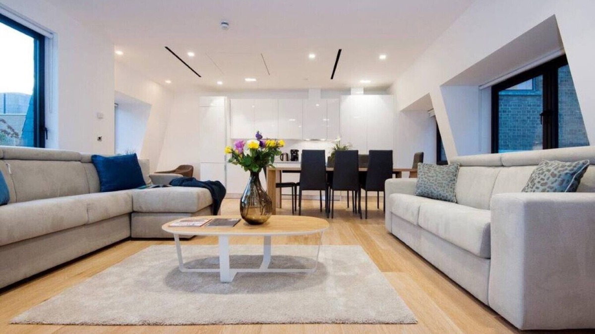 London City Centre Apartment | Explore Central London from a Luxurious Penthouse